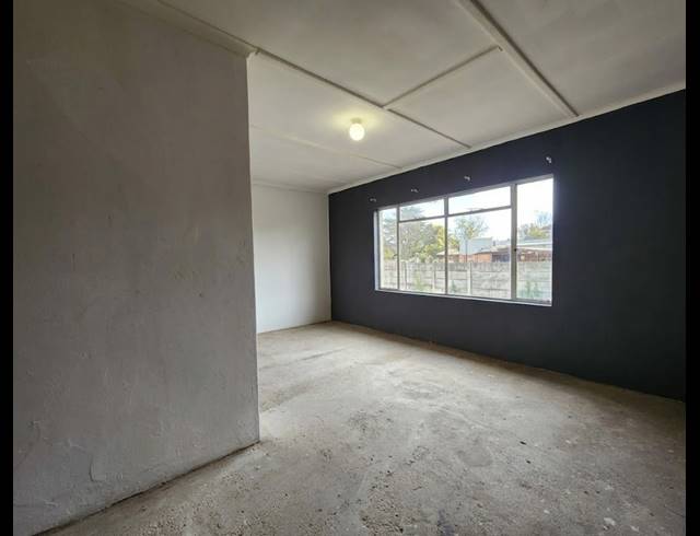 3 BEDROOM HOUSE FOR SALE IN THREE RIVERS